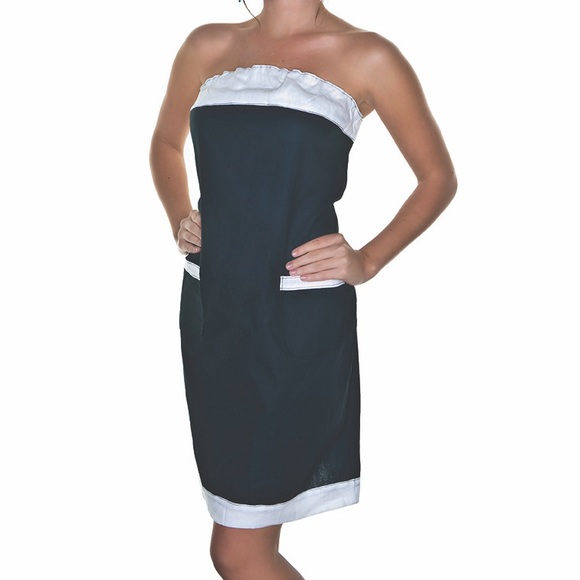 Claudia MacKenzie Designs Dress - Picture 2 of 6